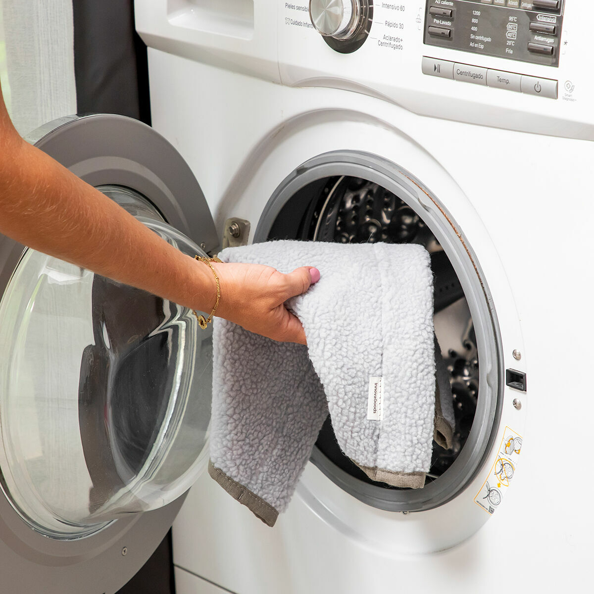 V10HD76322F023A512E57FE51189B6AADEDAR6972736P10